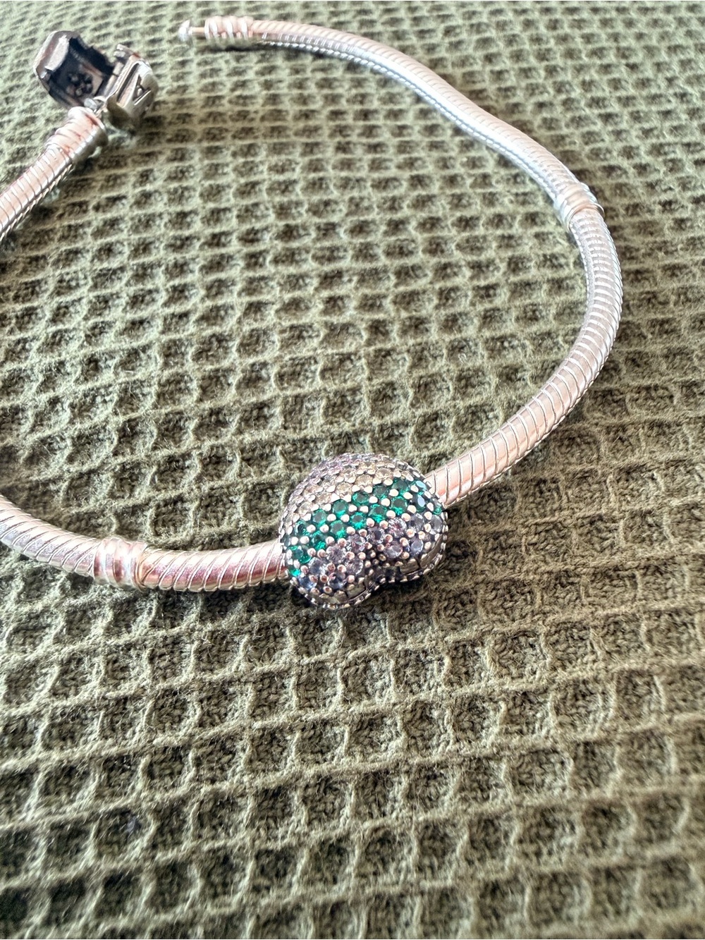 PANDORA Open My Heart Pavé Clip, Multi-Color CZ - Picture 4 of 8